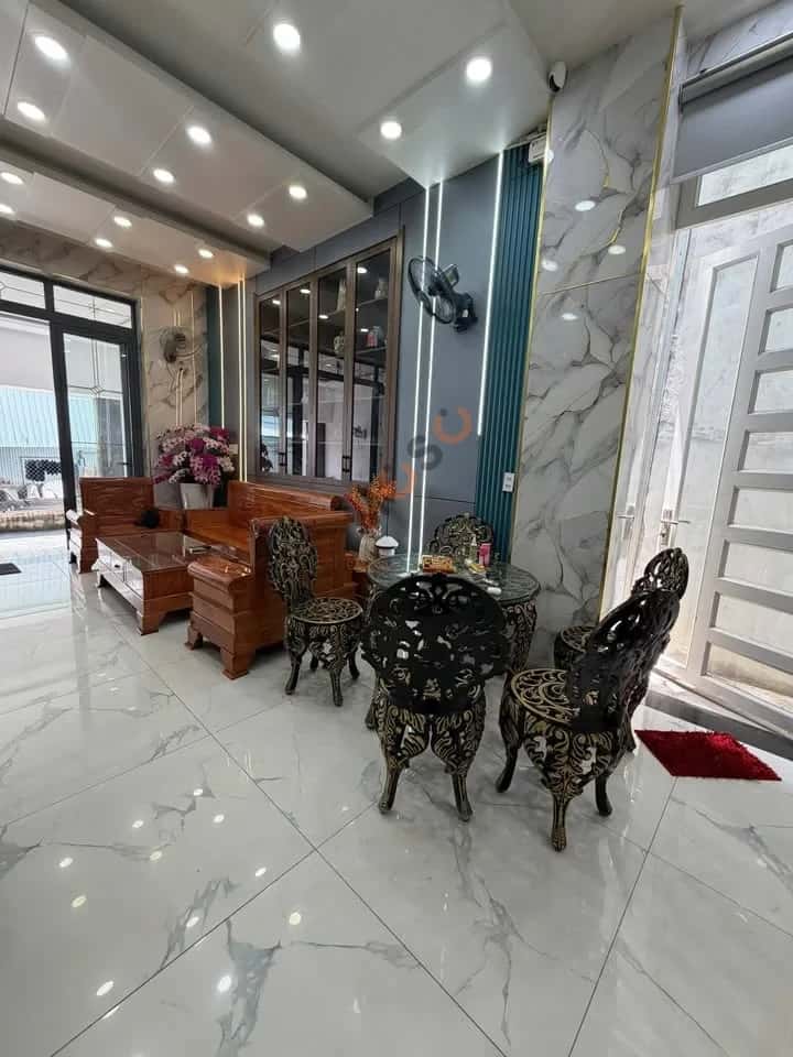 Bán nhà hẻm Nguyễn Du Thành phố Dĩ An, Bình Dương – 4 phòng ngủ, giá 5.9 tỷ — Hình 3