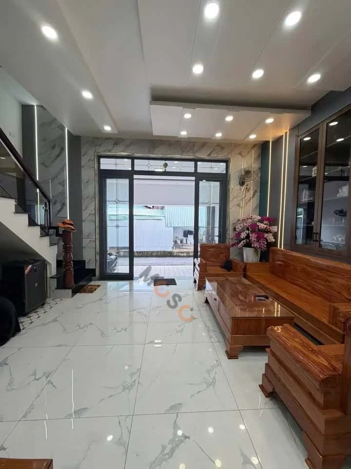 Bán nhà hẻm Nguyễn Du Thành phố Dĩ An, Bình Dương – 4 phòng ngủ, giá 5.9 tỷ — Hình 2