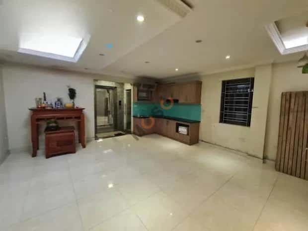 Cho thuê nhà mặt tiền Đường Nguyễn Văn Huyên Quận Cầu Giấy, Hà Nội – giá 65 triệu — Hình 3