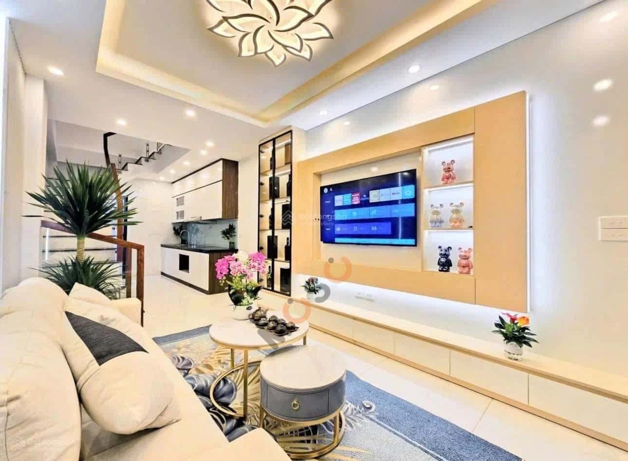 Bán nhà mặt tiền Khúc Thừa Dụ Quận Cầu Giấy, TP. Hà Nội – 3 phòng ngủ, giá 8 tỷ — Hình 2
