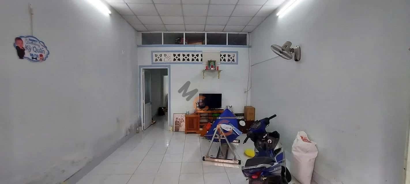 Bán nhà hẻm Nhà Vuông Huyện Hóc Môn, TP.HCM – 2 phòng ngủ, giá 3.1 tỷ — Hình 2