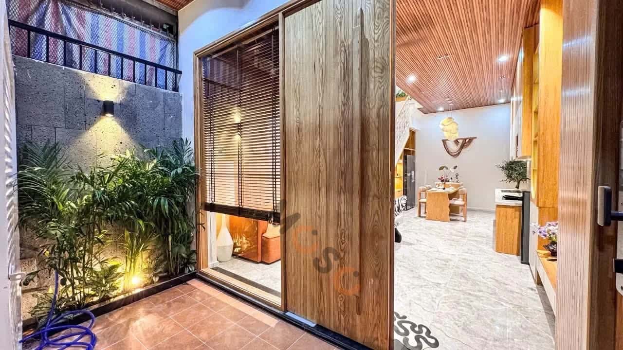 Bán nhà hẻm Lê Duẩn Quận Hải Châu, TP. Đà Nẵng – 4 phòng ngủ, giá 7 tỷ — Hình 3