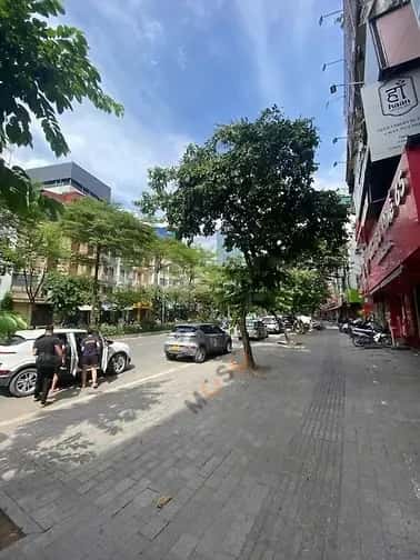 Cho thuê nhà mặt tiền Phố Đào Tấn Quận Ba Đình, Hà Nội – giá 20 triệu — Hình 3