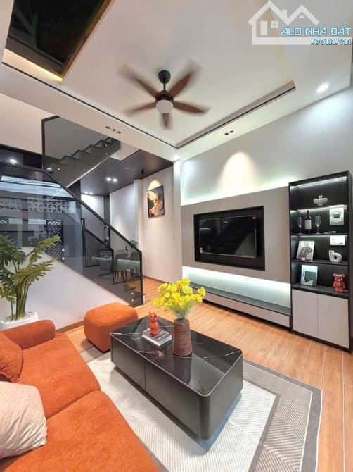 Bán nhà mặt tiền Dũng Sĩ Thanh Khê Quận Thanh Khê, TP. Đà Nẵng – 3 phòng ngủ, giá 4.5 tỷ