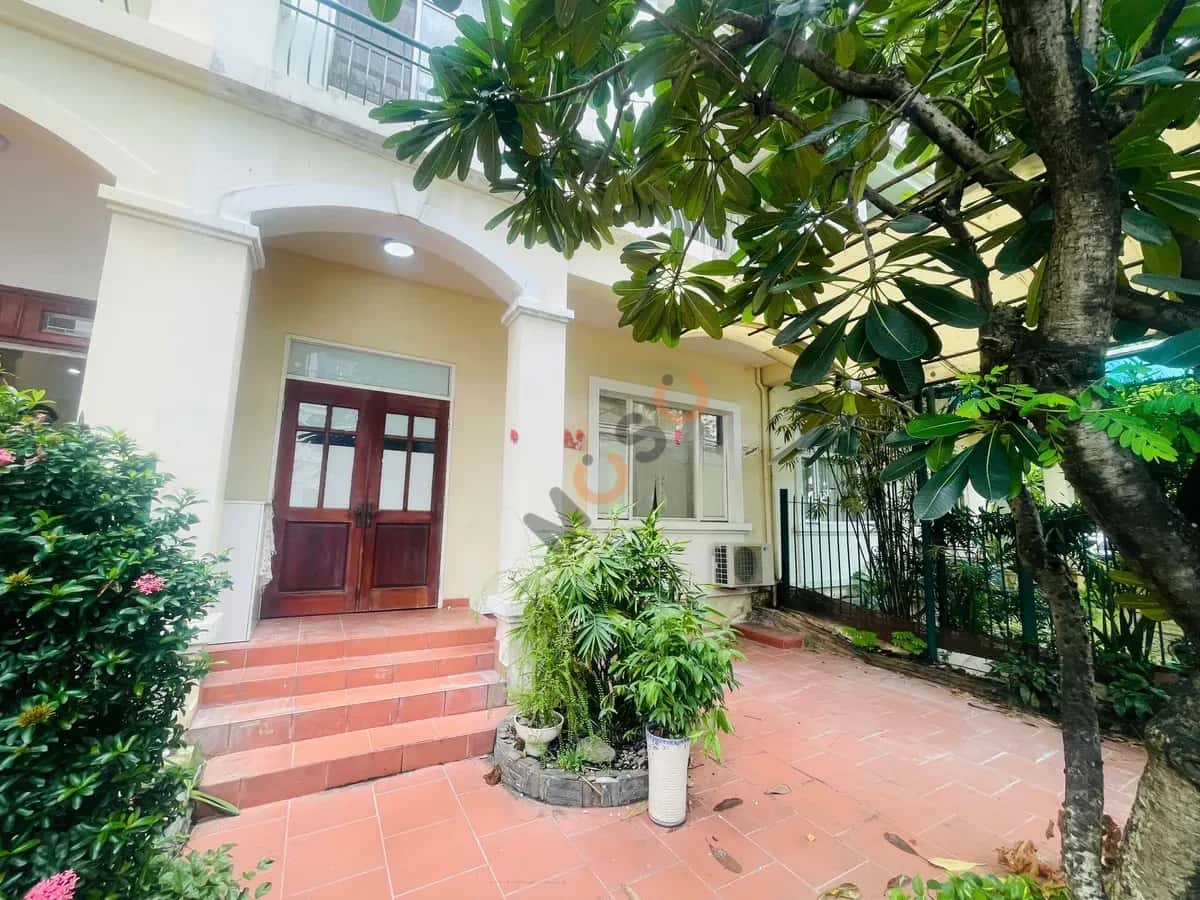 Cho thuê nhà hẻm Hưng Thái Quận 7, Ho Chi Minh – 4 phòng ngủ, giá 33 triệu — Hình 2