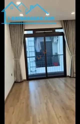 Cho thuê nhà hẻm Đường Cổ Linh Long Biên, Hà Nội – 3 phòng ngủ, giá 11 triệu — Hình 2