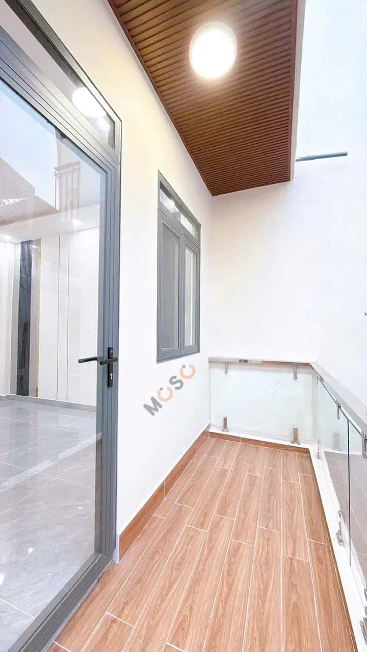 Bán nhà hẻm Đường Vĩnh Hội Quận 4, TP.HCM – 2 phòng ngủ, giá 4.3 tỷ — Hình 2
