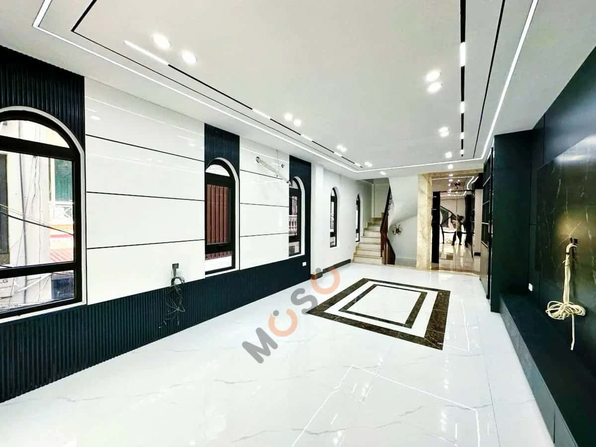 Bán nhà hẻm Cầu Giấy Quận Cầu Giấy, TP. Hà Nội – 6 phòng ngủ, giá 8.5 tỷ — Hình 2