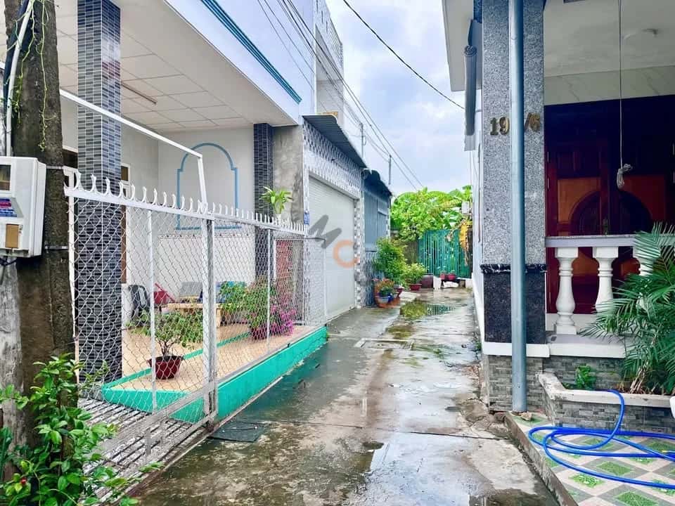 Bán nhà hẻm Huỳnh Việt Thanh Thành phố Tân An, Long An – 2 phòng ngủ, giá 850 triệu — Hình 2