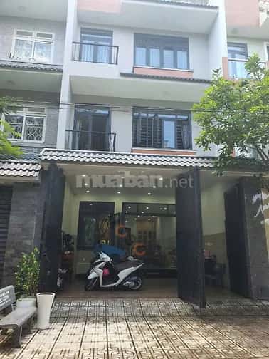 Bán nhà mặt tiền đường D8, Khu dân cư Hưng Phú Quận 9, TP.HCM – 5 phòng ngủ, giá 15 tỷ — Hình 2
