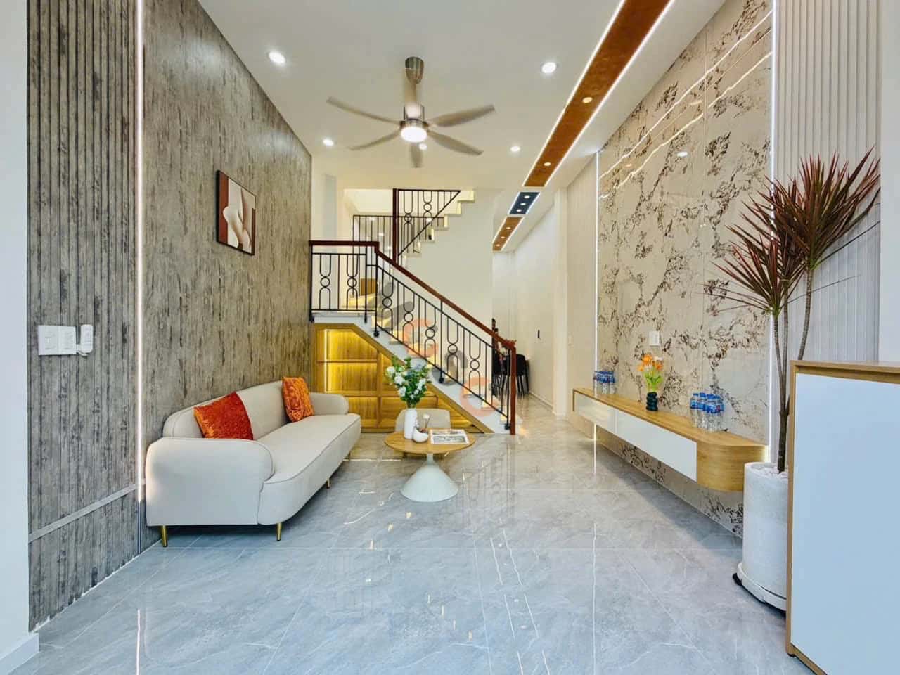 Bán nhà mặt tiền Quang trung Quận Gò Vấp, TP.HCM – 2 phòng ngủ, giá 4.8 tỷ — Hình 2
