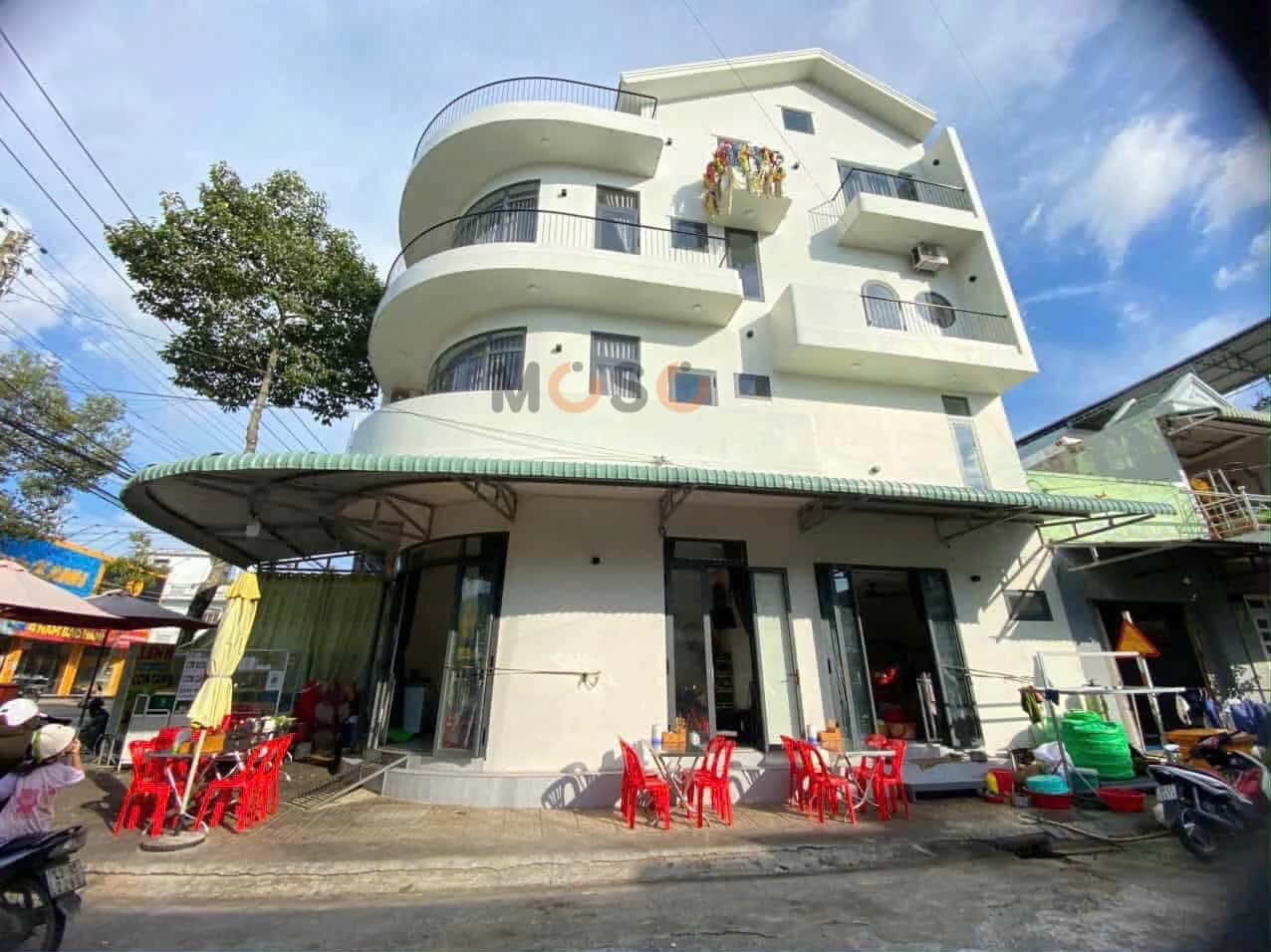 Bán nhà mặt tiền CMT8  Huyện Vĩnh Hưng, Long An – 3 phòng ngủ, giá 6 tỷ — Hình 3