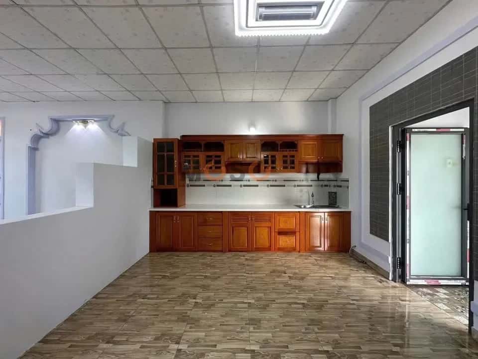 Bán nhà mặt tiền Lê Văn Khuyên Thành phố Tân An, Long An – 2 phòng ngủ, giá 5.2 tỷ — Hình 3