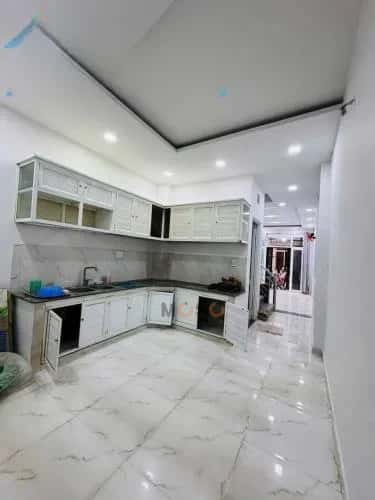 Cho thuê nhà hẻm Âu Dương Lân Quận 8, TP.HCM – 4 phòng ngủ, giá 15 triệu — Hình 2