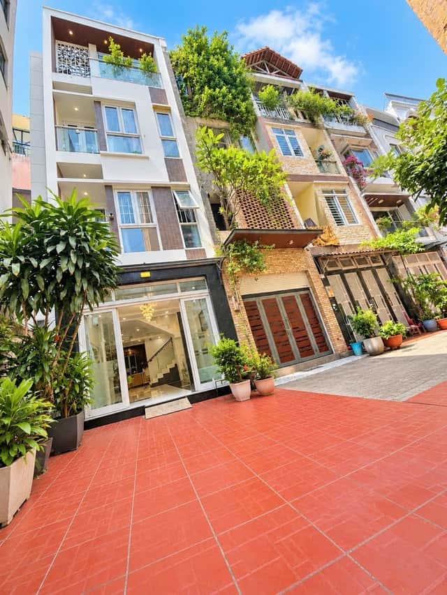 Bán nhà hẻm Ba Tháng Hai Quận 10, TP.HCM – 5 phòng ngủ, giá 14 tỷ