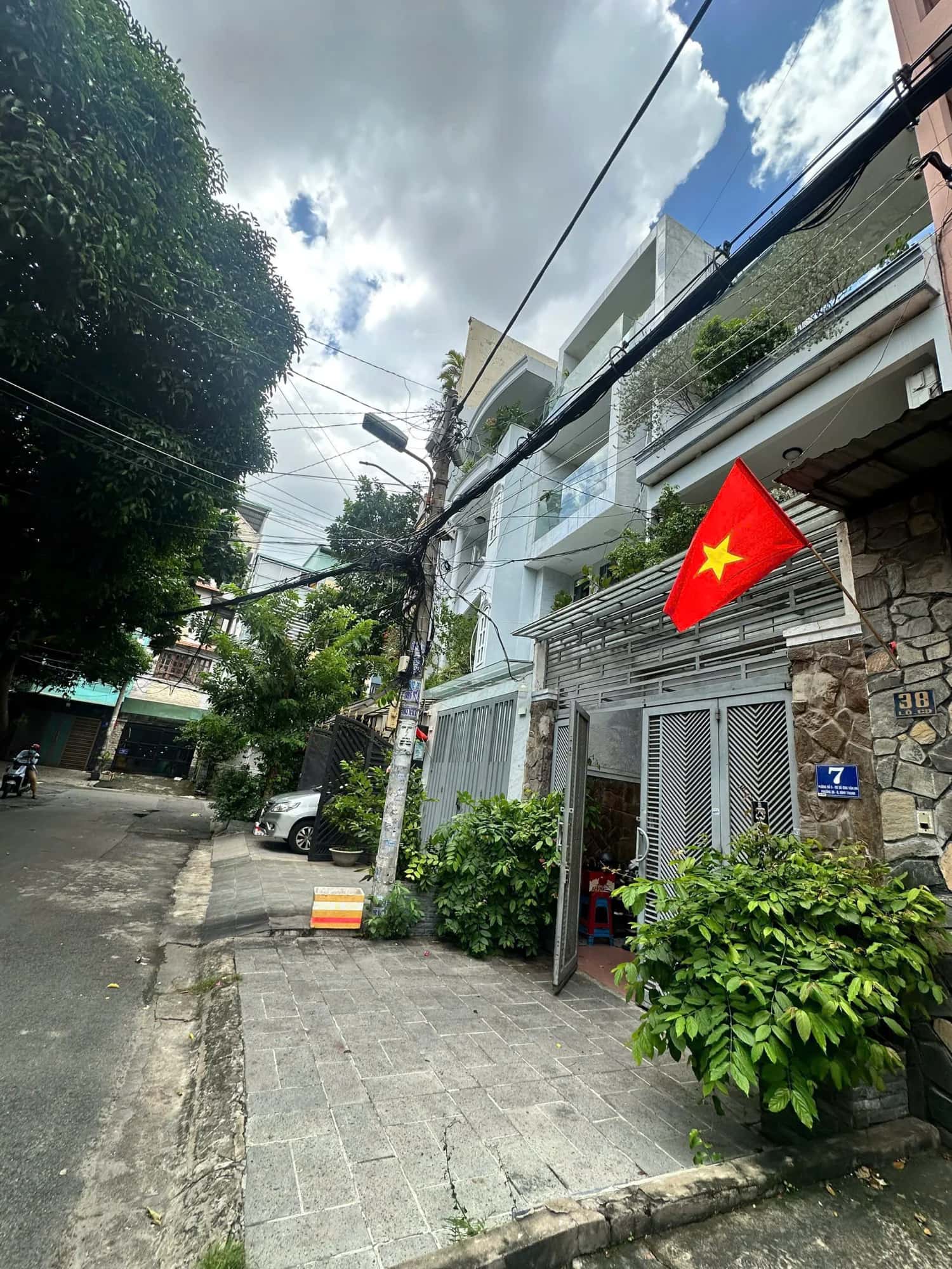 Bán nhà mặt tiền đường số 5, Cư Xá Chu Văn An  Quận Bình Thạnh, TP.HCM – 3 phòng ngủ, giá 15.3 tỷ