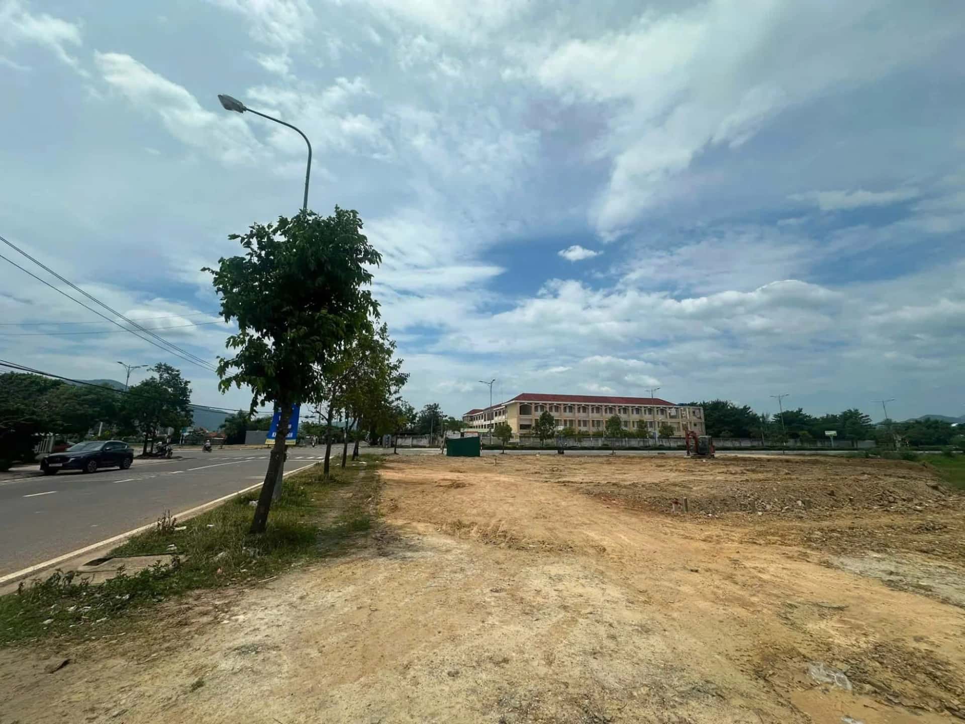 Bán đất đường 2 tháng 4 Thị xã Ninh Hòa, Khánh Hòa – giá 14.6 tỷ