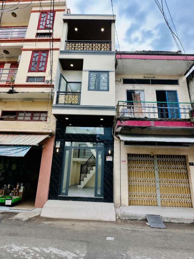 Bán nhà hẻm Huỳnh Tấn Phát Quận 7, TP.HCM – 4 phòng ngủ, giá 4.9 tỷ