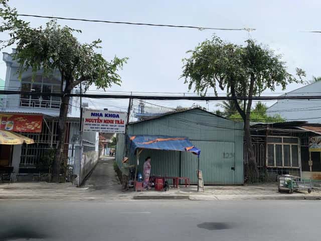 Bán nhà mặt tiền đường 23/10  Thành phố Nha Trang, Khánh Hòa – 1 phòng ngủ, giá 10.8 tỷ