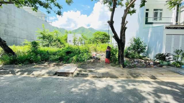 Bán đất Lô 9, Ô 3, đường số 3, Khu TĐC Đất Lành  Thành phố Nha Trang, Khánh Hòa – giá 3.5 tỷ