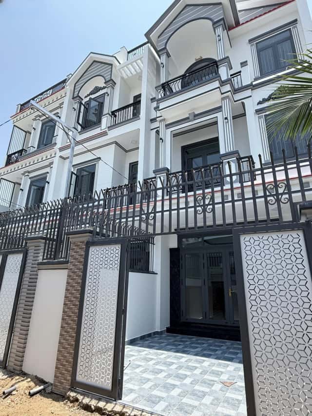 Bán nhà hẻm  đường Cầu Dứa - Phú Nông Thành phố Nha Trang, Khánh Hòa – 4 phòng ngủ, giá 5.4 tỷ