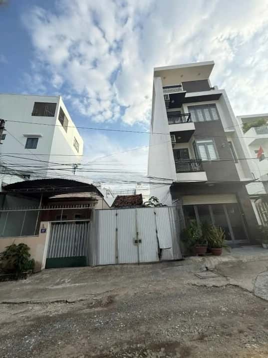 Bán đất đường Lê Văn Tám Thành phố Nha Trang, Khánh Hòa – giá 8.5 tỷ