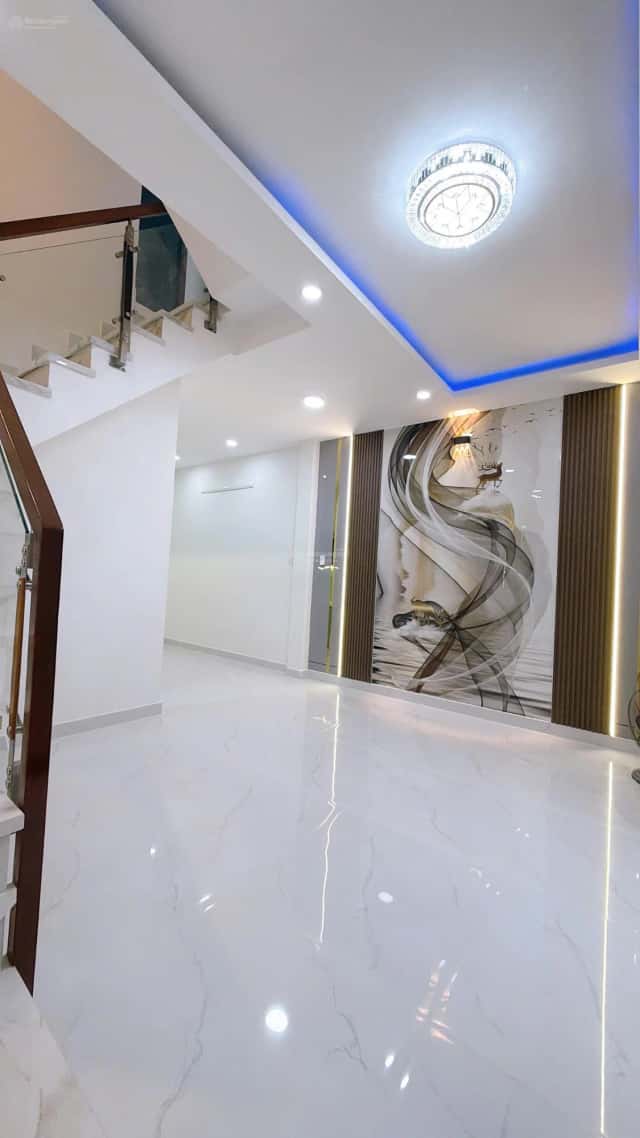 Bán nhà hẻm Đoàn Văn Bơ Quận 4, TP.HCM – 4 phòng ngủ, giá 5.3 tỷ