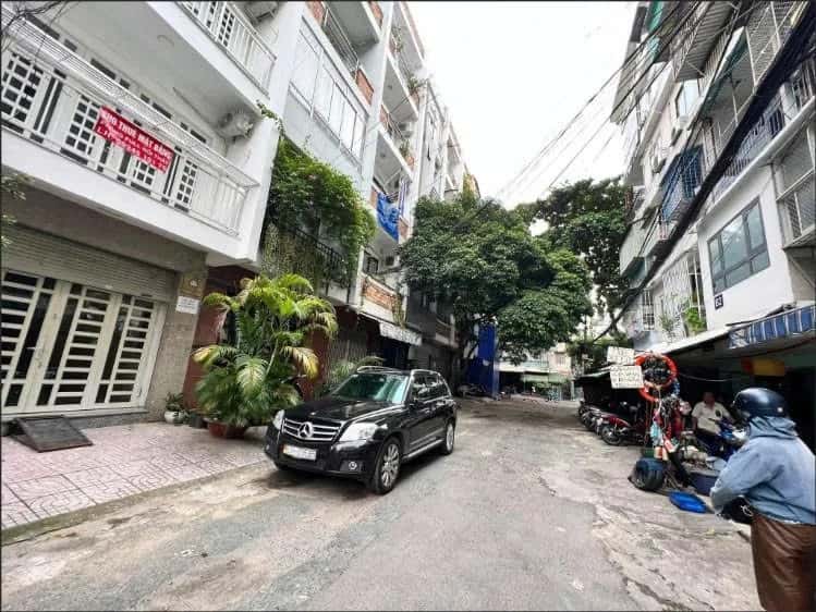 Bán nhà hẻm Hoàng Sa Quận 1, TP.HCM – 5 phòng ngủ, giá 15.5 tỷ