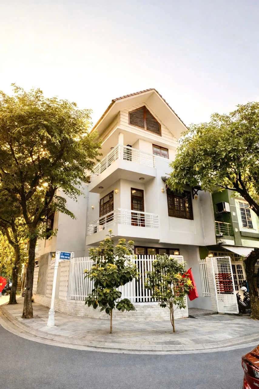 Bán nhà mặt tiền Hoàng Xuân Nhị Quận Hải Châu, TP. Đà Nẵng – 5 phòng ngủ, giá 19.5 tỷ