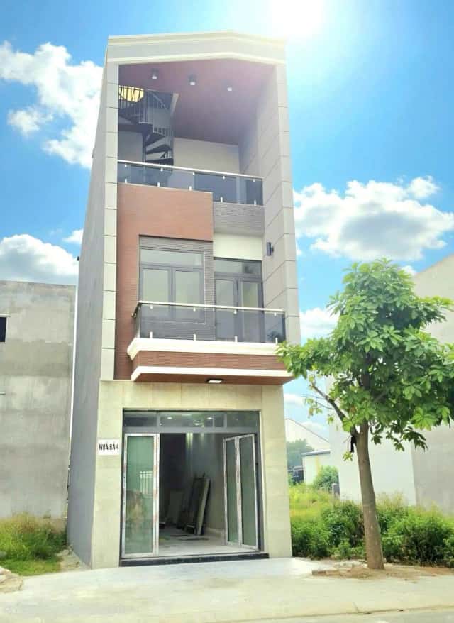 Bán nhà mặt tiền đường D1 Thành phố Thuận An, Bình Dương – 3 phòng ngủ, giá 4.6 tỷ