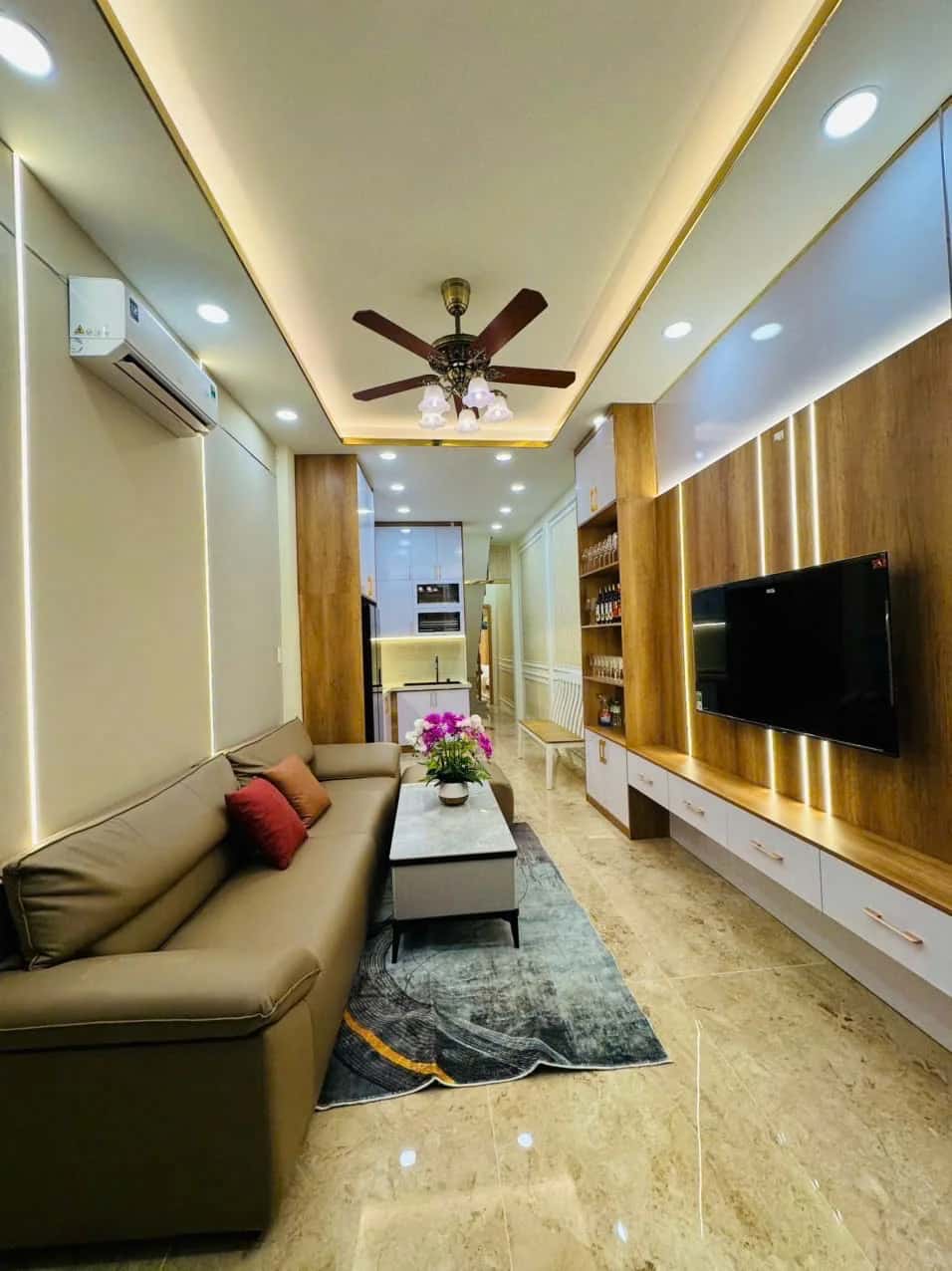 Bán nhà hẻm Lạc Long Quân Quận Tân Bình, TP.HCM – 3 phòng ngủ, giá 5 tỷ