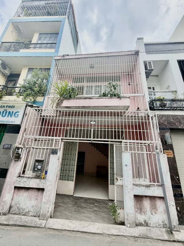 Bán nhà hẻm Bùi Đình Túy Quận Bình Thạnh, TP.HCM – 2 phòng ngủ, giá 7.3 tỷ