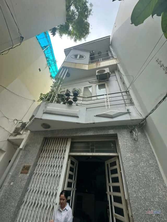 Bán nhà hẻm Nguyễn Bỉnh Khiêm Quận 1, TP.HCM – 4 phòng ngủ, giá 8.5 tỷ
