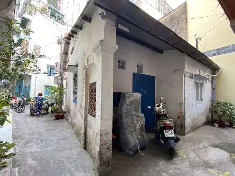 Bán nhà hẻm Lê Thị Riêng Quận 1, TP.HCM – 1 phòng ngủ, giá 14 tỷ