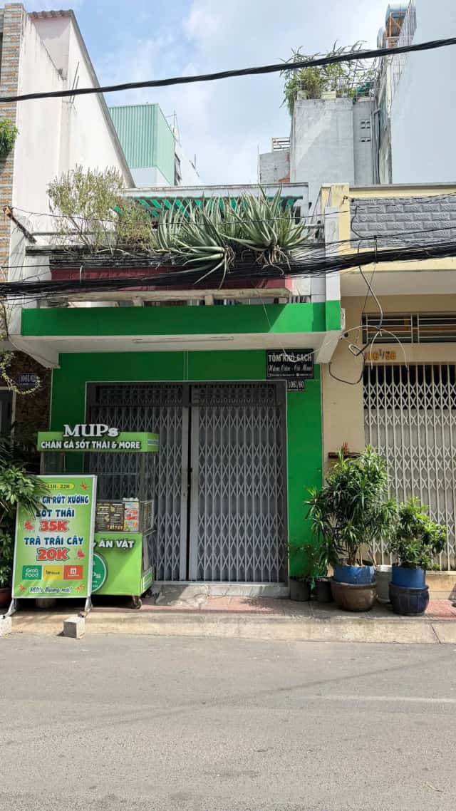 Bán nhà hẻm Lạc Long Quân Quận 11, TP.HCM – 2 phòng ngủ, giá 8 tỷ