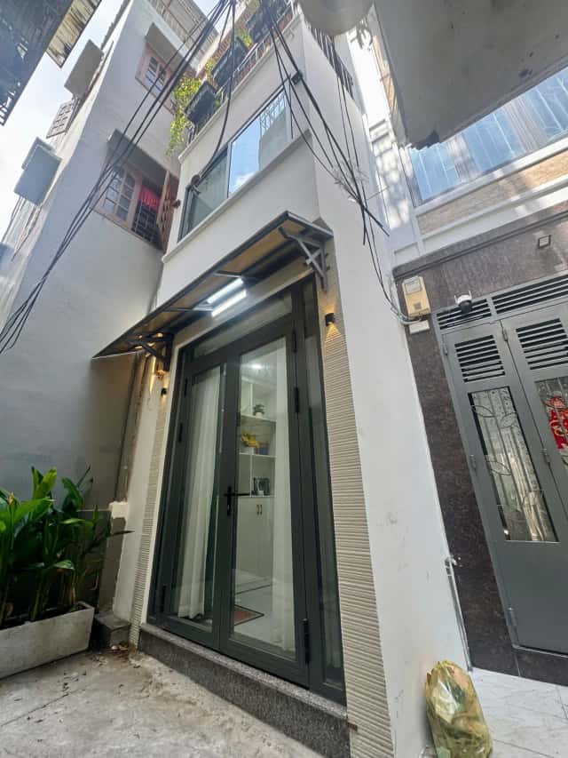 Bán nhà hẻm Nguyễn Thượng Hiền Quận 3, TP.HCM – 4 phòng ngủ, giá 4.7 tỷ