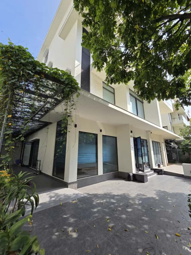 Bán nhà mặt tiền đường số 6, R05 khu nhà ở Villa Park Thành phố Thủ Đức, TP.HCM – 4 phòng ngủ, giá 23.4 tỷ
