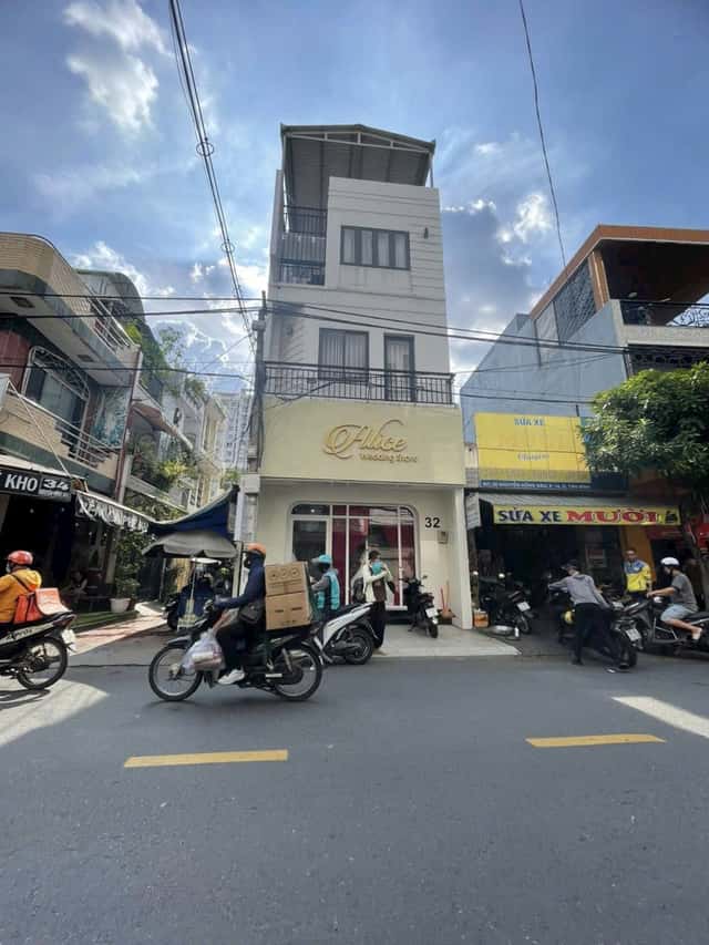 Bán nhà mặt tiền Nguyễn Hồng Đào Quận Tân Bình, TP.HCM – giá 14.8 tỷ