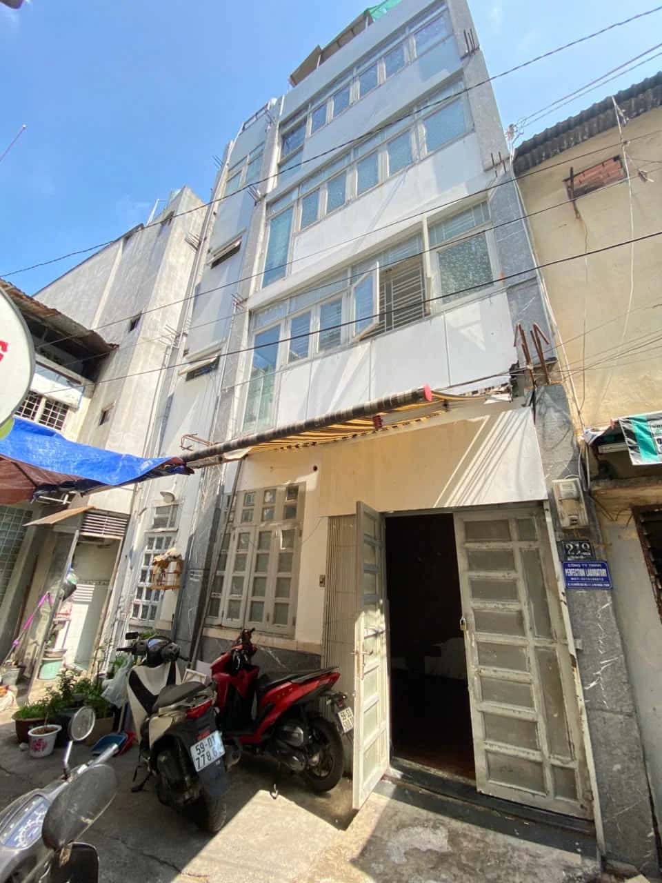 Cho thuê nhà hẻm 21Q Nguyễn Văn Trỗi Quận Phú Nhuận, TP.HCM – 3 phòng ngủ, giá 14 triệu