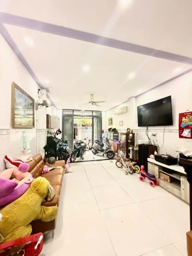 Bán nhà hẻm Nguyễn Sơn Quận Tân Phú, TP.HCM – 3 phòng ngủ, giá 5.1 tỷ Bán nhà hẻm Nguyễn Sơn Quận Tân Phú, TP.HCM – 3 phòng ngủ, giá 5.1 tỷ