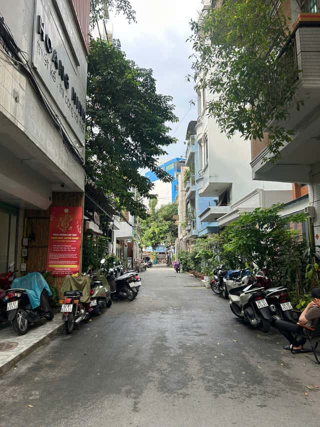 Bán nhà hẻm Lữ Gia Quận 11, TP.HCM – 3 phòng ngủ, giá 18 tỷ