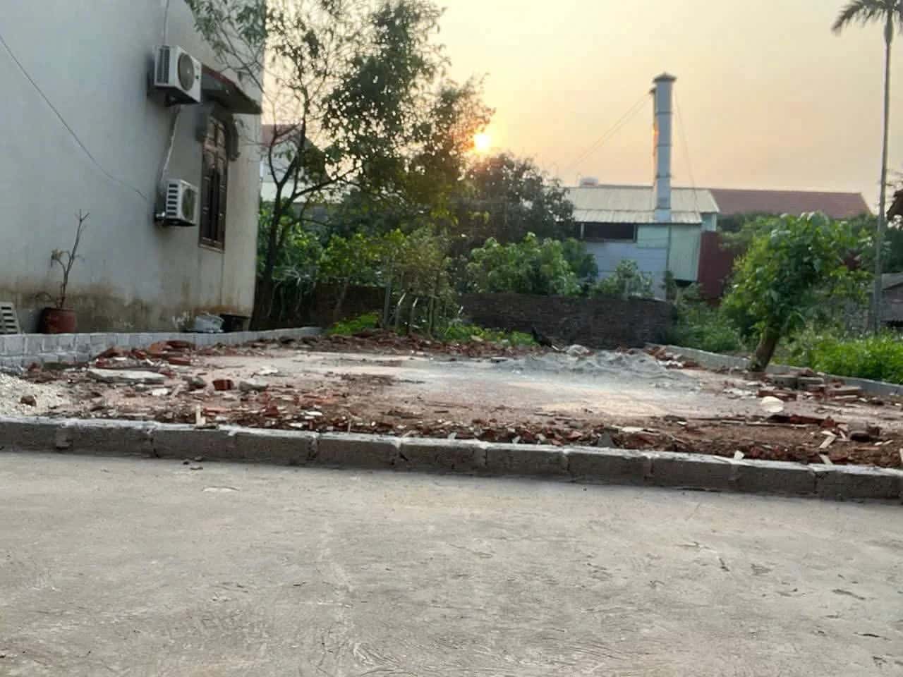 Bán đất Phó Đức Chính  Huyện Văn Giang, Hưng Yên – giá 3.7 tỷ