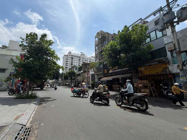 Bán nhà mặt tiền Nguyễn Trãi Quận 1, TP.HCM – giá 95 tỷ Bán nhà mặt tiền Nguyễn Trãi Quận 1, TP.HCM – giá 95 tỷ