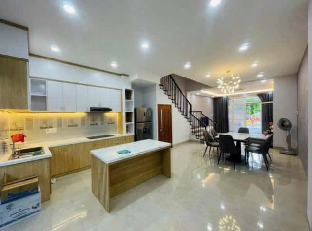 Bán nhà mặt tiền đường C3 Thành phố Nha Trang, Khánh Hòa – 3 phòng ngủ, giá 9.5 tỷ