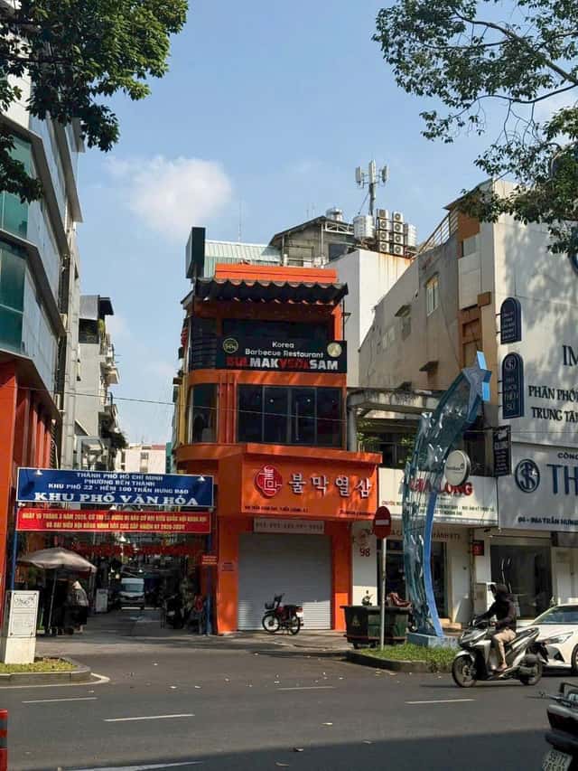 Bán nhà mặt tiền Trần Hưng Đạo Quận 1, TP.HCM – 4 phòng ngủ, giá 60 tỷ Bán nhà mặt tiền Trần Hưng Đạo Quận 1, TP.HCM – 4 phòng ngủ, giá 60 tỷ