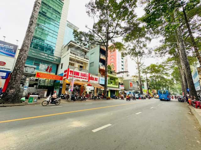 Bán nhà mặt tiền nguyễn chí thanh Quận 10, TP.HCM – 4 phòng ngủ, giá 73 tỷ Bán nhà mặt tiền nguyễn chí thanh Quận 10, TP.HCM – 4 phòng ngủ, giá 73 tỷ