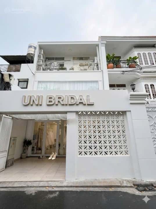 Bán nhà hẻm Nguyễn Trọng Tuyển Quận Phú Nhuận, TP.HCM – 3 phòng ngủ, giá 29 tỷ Bán nhà hẻm Nguyễn Trọng Tuyển Quận Phú Nhuận, TP.HCM – 3 phòng ngủ, giá 29 tỷ