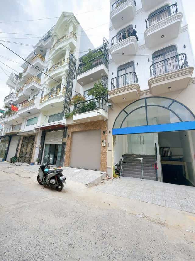 Bán nhà hẻm Trần Thị Hè  Quận 12, TP.HCM – 13 phòng ngủ, giá 9.9 tỷ