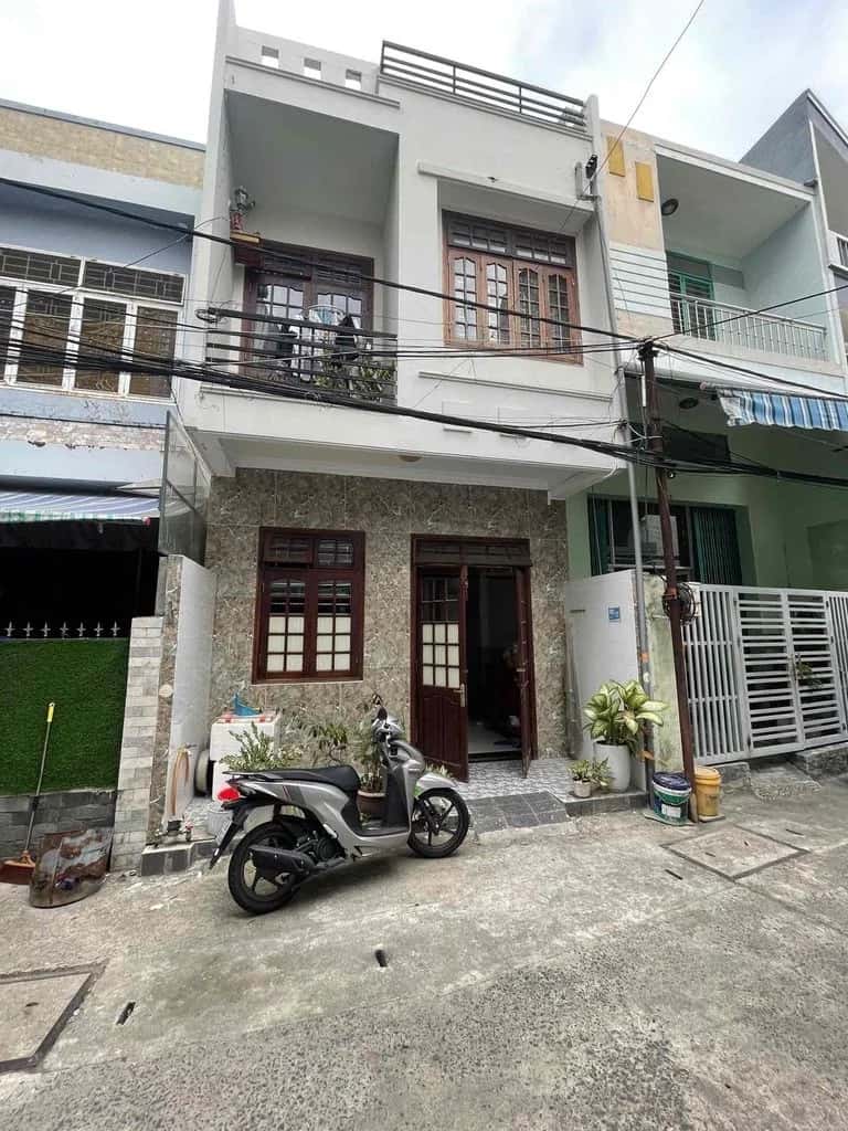Bán nhà hẻm Núi Thành Quận Hải Châu, TP. Đà Nẵng – 2 phòng ngủ, giá 5.5 tỷ