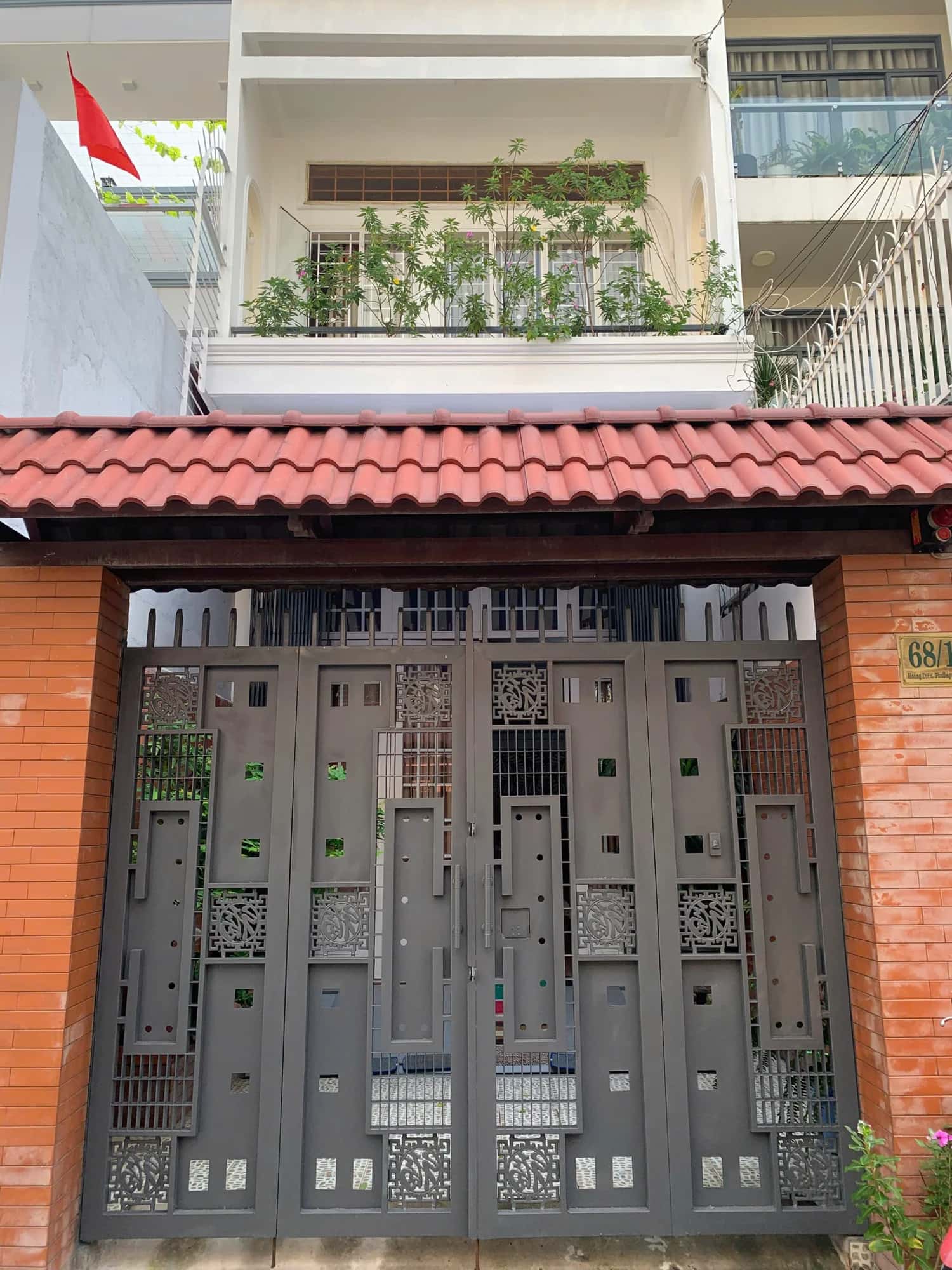 Bán nhà hẻm 68/18 Đường Hoàng Diệu Quận 4, TP.HCM – 2 phòng ngủ, giá 32 tỷ